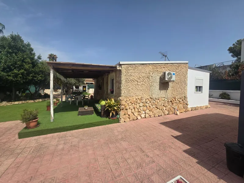 Single family house - Llucmajor (Las Palmeras) , Built Surface 341m 2 , Plot Surface 1100m 2 , 9 Bedrooms, 4... — photo 10