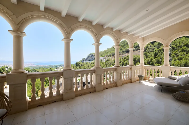 Luxurious Mediterranean-style villa with impressive sea views in Son Vida - Marcel Remus Real Estate — photo 6