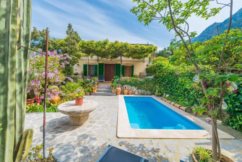 Spectacular finca with two houses and two vacation rental licenses in Biniaraix — photo 3
