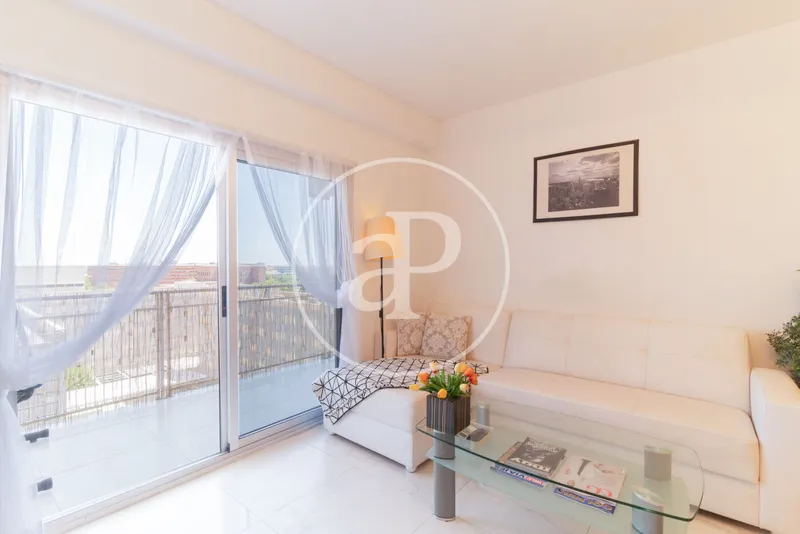 Flat for rent with Terrace in Ciutat Jardí (Valencia) — photo 5