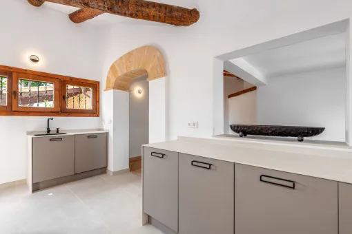 Montuiri, luxury finca with breathtaking views of the Tramuntana mountains and rental license — photo 8