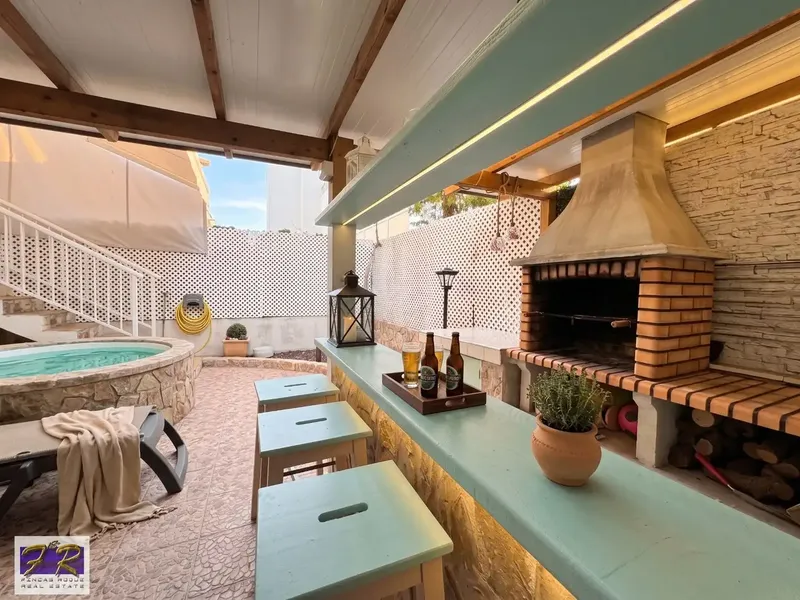 Ground floor with terraces, jacuzzi, barbecue, garage and storage room a few steps from Muro beach — photo 4