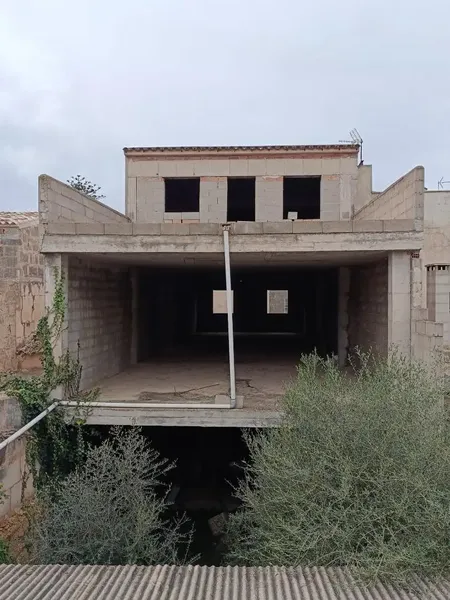 Building for sale, 3 floors, to finish construction — photo 4
