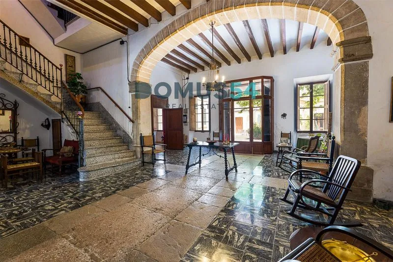 villa in Binissalem — photo 1