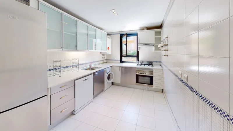 Spacious Penthouse Apartment with Views over Can Barbara — photo 3