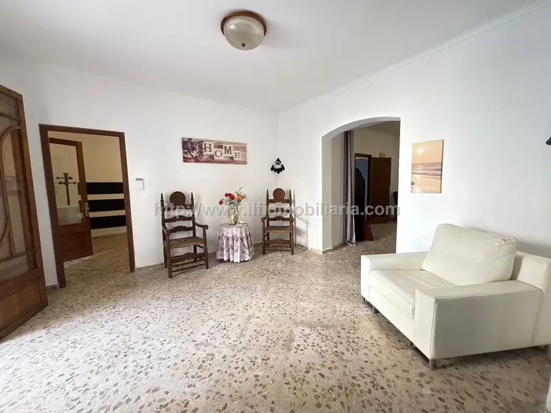 Magnificent Mallorcan-style house for sale in Petra — photo 7