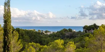 Luxury villa with sea views and private pool — photo 3