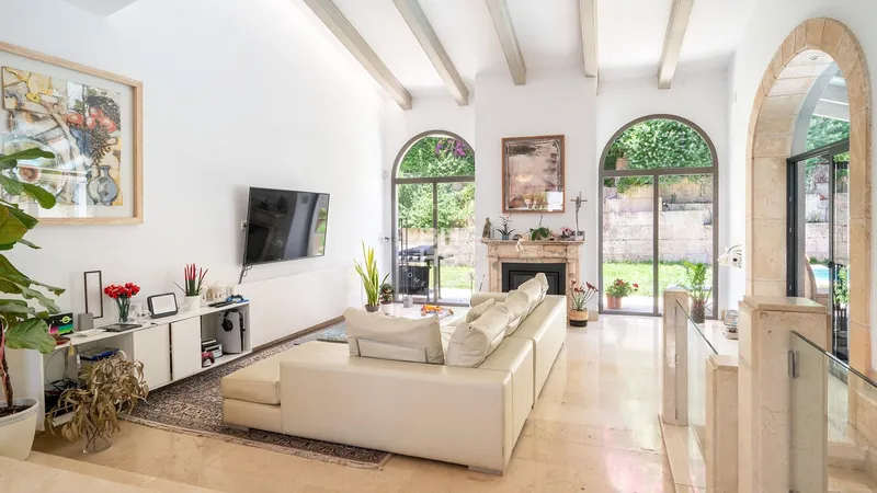 Villa for sale in La Bonanova — photo 2