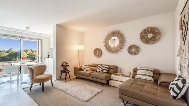 Modern luxury flat with exclusive atmosphere and communal pool — photo 3