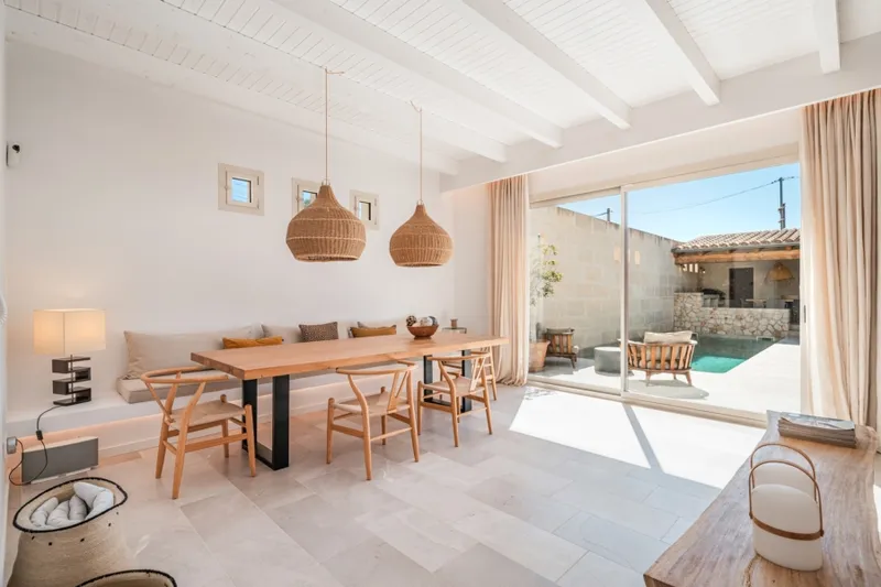 Elegant Townhouse for Sale in Ses Salines with Pool & Sea Views — photo 4