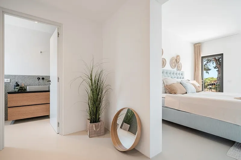 Elegant villa with a vacation rental license in a quiet neighborhood — photo 9