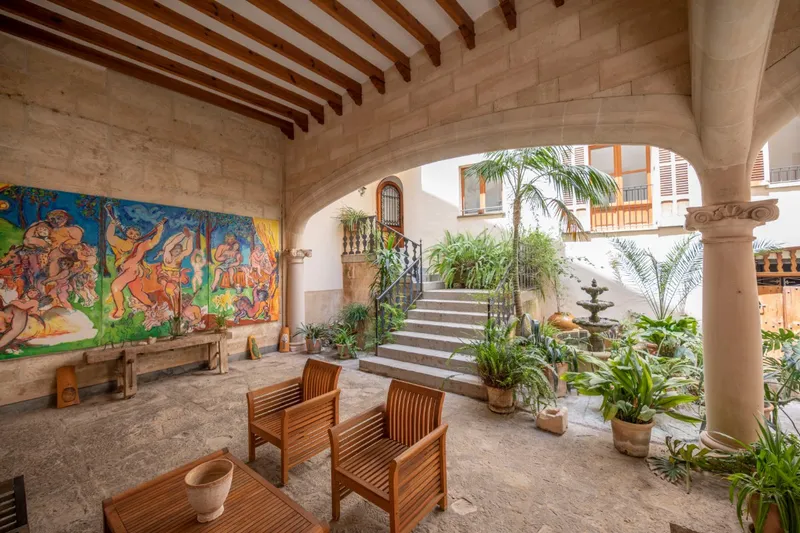 Stylish apartment in Moorish townhouse in the centre of Fornalutx for long-term rent — photo 3