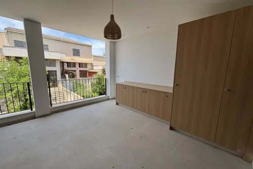 San Lorenzo, modern townhouse with garage and a spacious outdoor area in Sant Llorenç – first occupancy available for long-term rent from September — photo 9