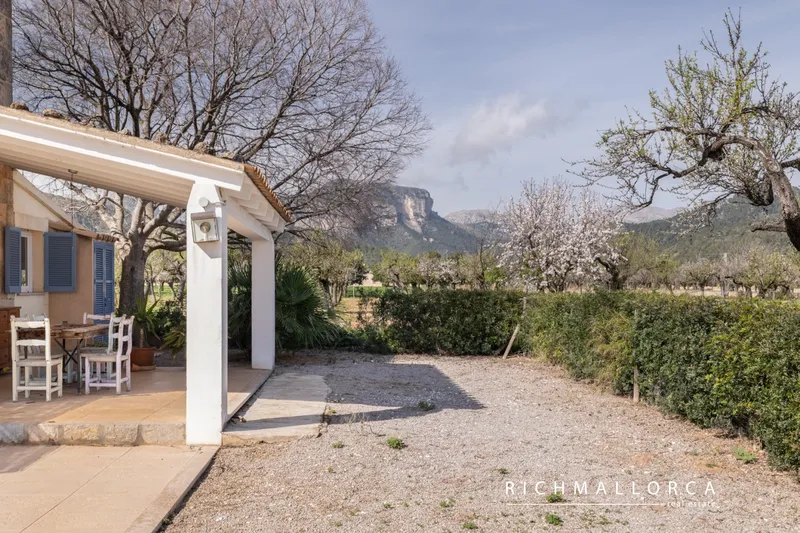 Mallorcan finca with holiday rental licence (6), pool and 25,000 m² near Lloseta — photo 10