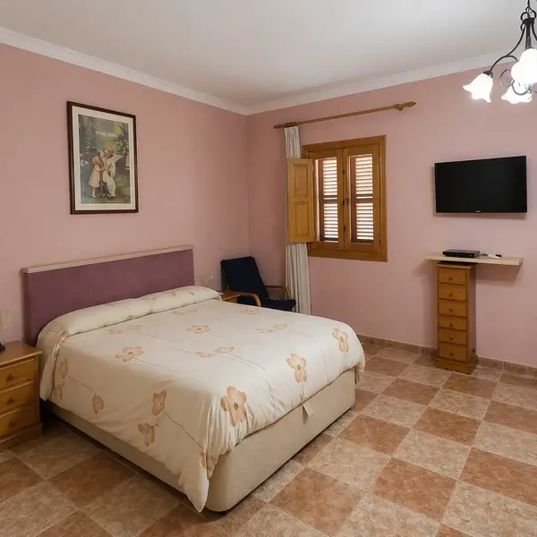 House located on Calle Del Sol, in the town of Porreres, in the province of Illes Baleares. — photo 8