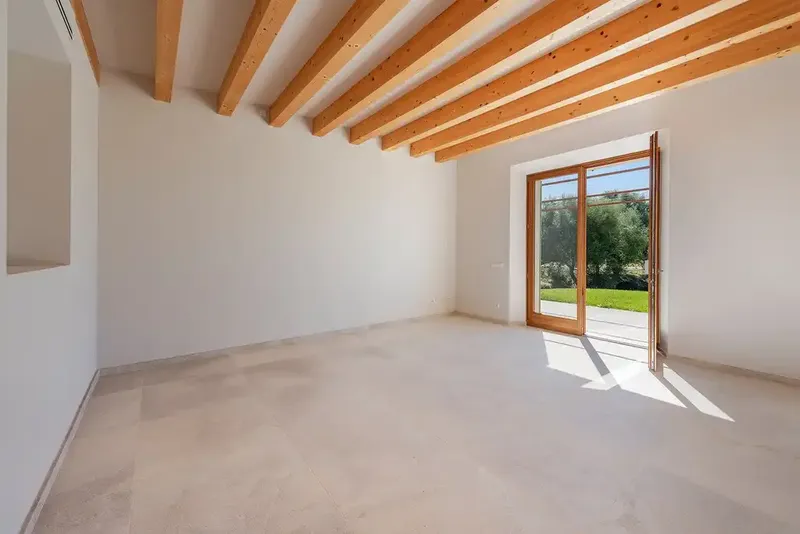 This impressive new villa will occupy a plot of about 15,000m2 with wonderful panoramic views of the surroundings and is offered for — photo 9