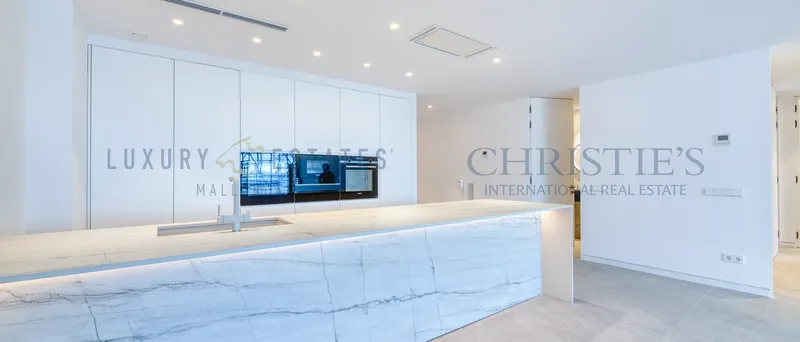 Renovated apartment in Palma in Can Barbará with harbor and sea views — photo 3