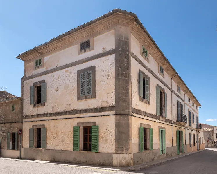 Renovated stately house — photo 2