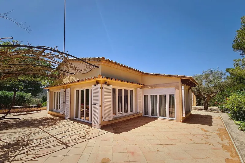 Modern finca above Vall d'Or - with garden, several terraces and panoramic views — photo 5