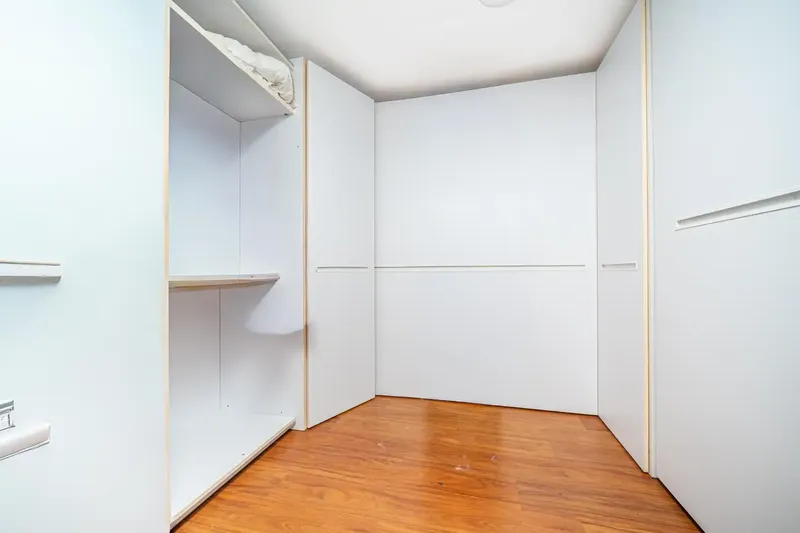 Amplia vivienda unifamiliar con piscina, jardín, placas solares y garaje doble en Pla de na Tesa — photo 8