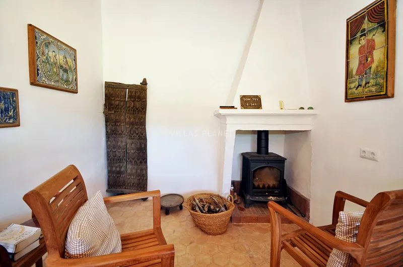 Rustic property with or... — photo 11
