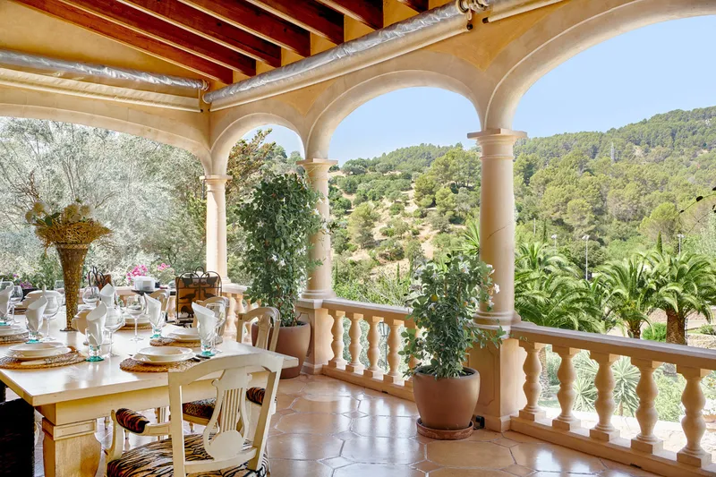 Magnificent manor house on a picturesque plot - Marcel Remus Real Estate — photo 12