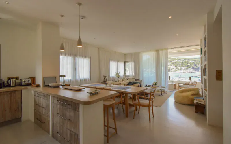 Beachfront penthouse with panoramic harbour views and relaxed coastal living in Port de Sóller – PM07397 — photo 9