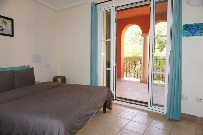 Row house within walking distance to the beach in Santa Ponsa — photo 6