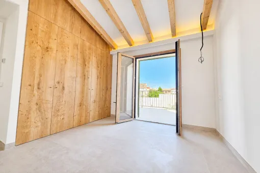 Ses Salines, Elegant Townhouse with Heated Saltwater Pool and Spacious Patio in the Heart of Ses Salines — photo 12