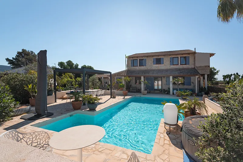 Renovated finca with pool in Galdent, Llucmajor — photo 4