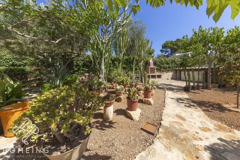 Chalet 200 meters from the sea, with 3 bedrooms, garage, terraces and large garden — photo 9