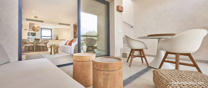 2 Bedrooms Mallorcan Style Apartments Near the Sea in Ses Salines with Communal Gardens and Swimming Pool — photo 7