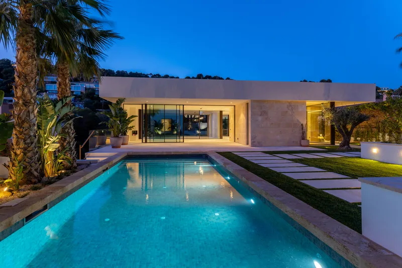 Stylish new-build villa of the highest class — photo 3