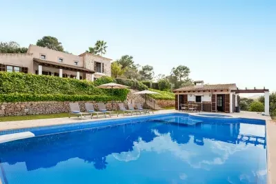 Property with tourist rental license near Porto Cristo — photo 1