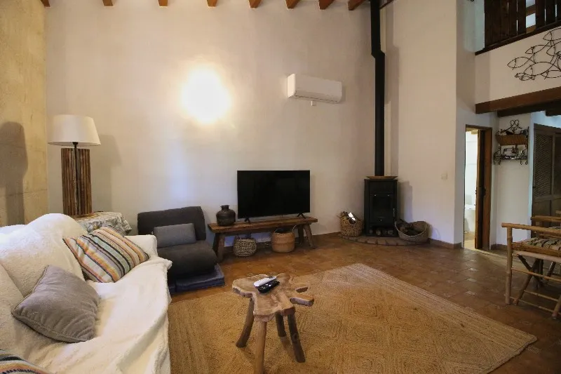Charming Reformed Rustic Retreat Walking Distance to Pollensa Old Town — photo 12