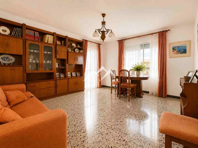 4-bedroom apartment in Molinar — photo 4