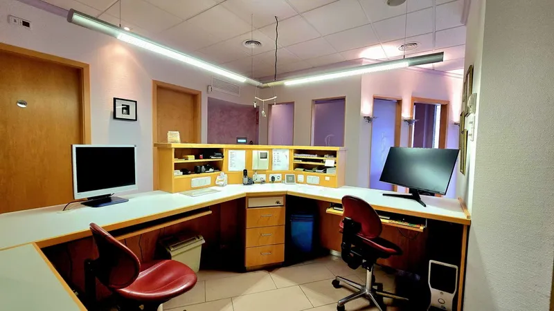 High-quality, fully equipped dental practice for sale — photo 9