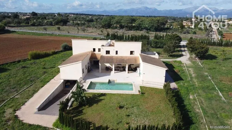 16,600m² finca with 7 bedrooms, 4 bathrooms, garage and pool for sale — photo 2