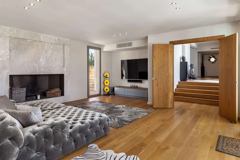 Modern designer villa in Palma's villa urbanization — photo 10