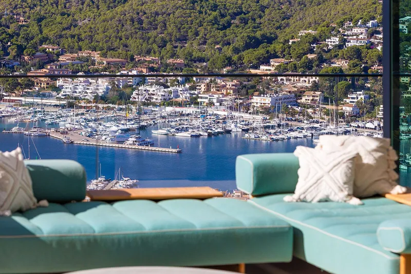 Villa of the highest class with fantastic sea views — photo 2