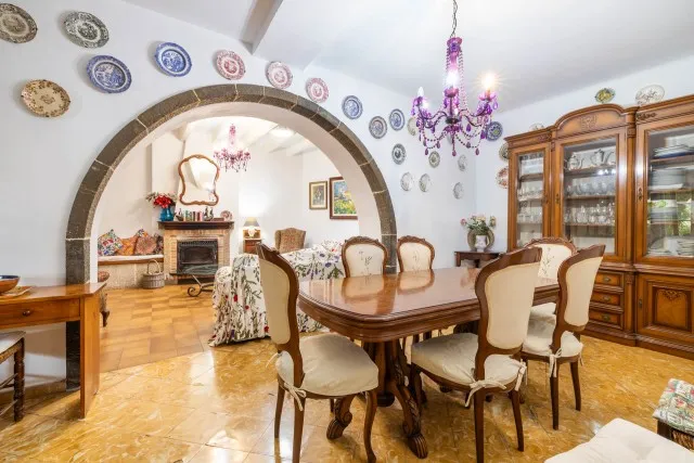 Finca with holiday rental license for sale in Biniaraix, Mallorca — photo 2