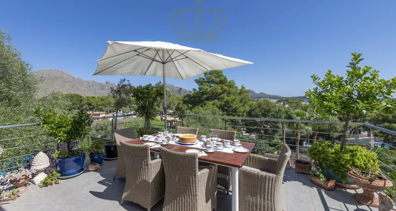 Exclusive villa in Puerto Pollensa with sea views in dreamy hillside location — photo 11