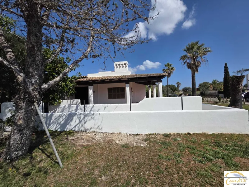 Mediterranean Bungalow with Exceptional Development Potential in Prestigious Sa Coma — photo 2