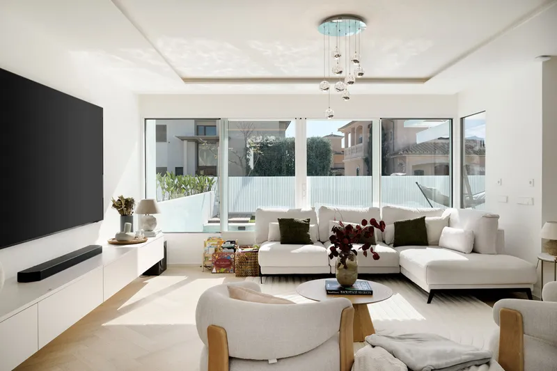 Modern detached house in Ciudad Jardin — photo 9