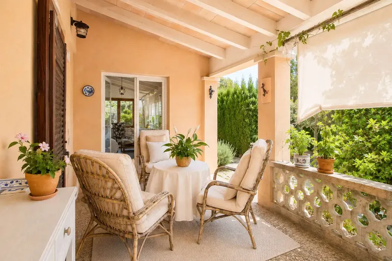 Charming finca built in 1978 in a quiet rural setting in Llucmajor with a large plot — photo 3