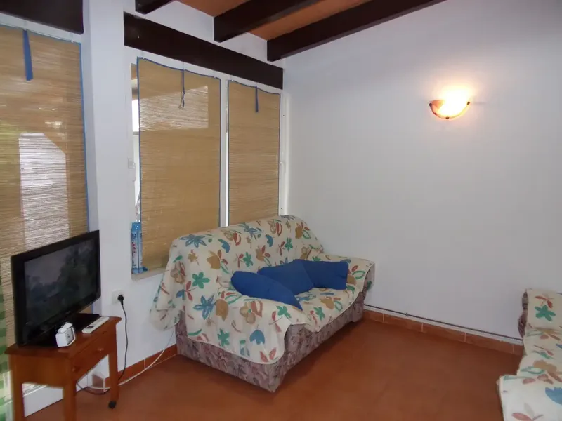 House in Vilafranca de Bonany, calle S'Escorxador, no. 15, with a total built area of 271 m2, on an urban plot of 421 m2. It is a — photo 8