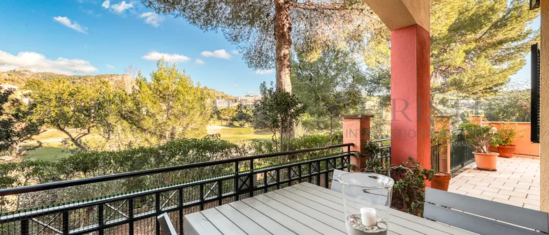 Well-kept terraced house in Camp de Mar on the golf course — photo 5