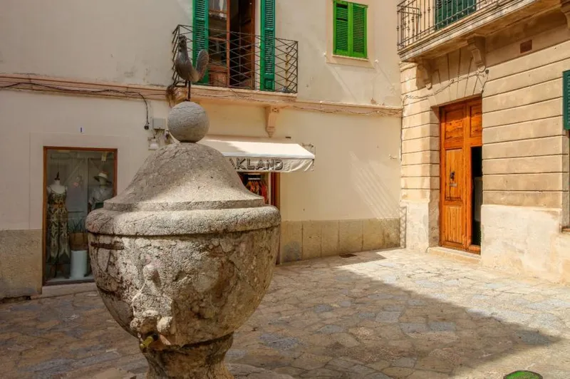 Renovation project for this grand 19th century town house in Pollensa old town — photo 12