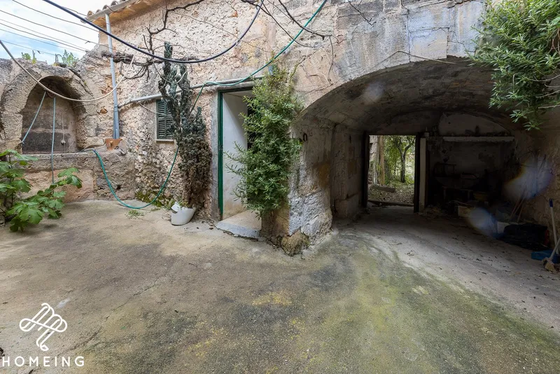 Large village house from 1850 in Costitx with huge garden — photo 4