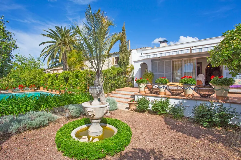 Mallorcan village house with great potential in a spectacular location in Calvia village — photo 4